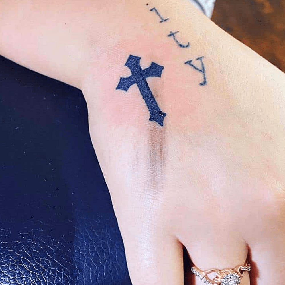 Hand Tattoos for Women 