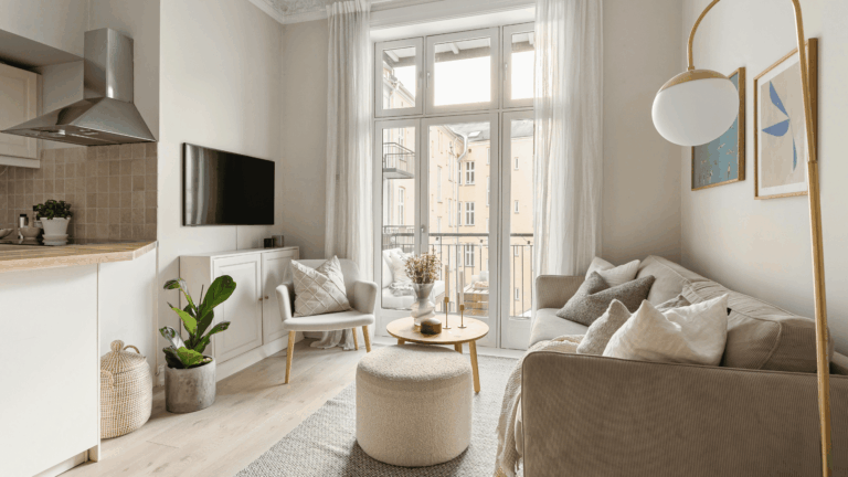 Small Apartment Décor Hacks