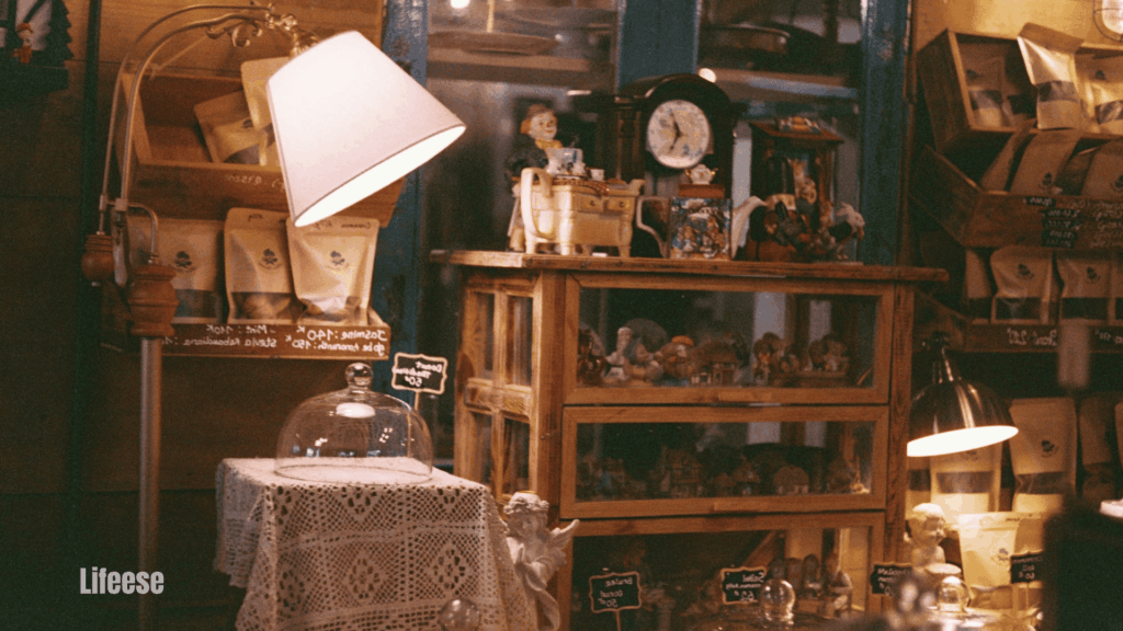 Traditional interior decoration