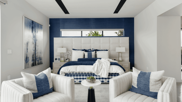 Accent Wall with Molding