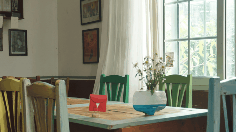 Rustic Farmhouse Dining Room