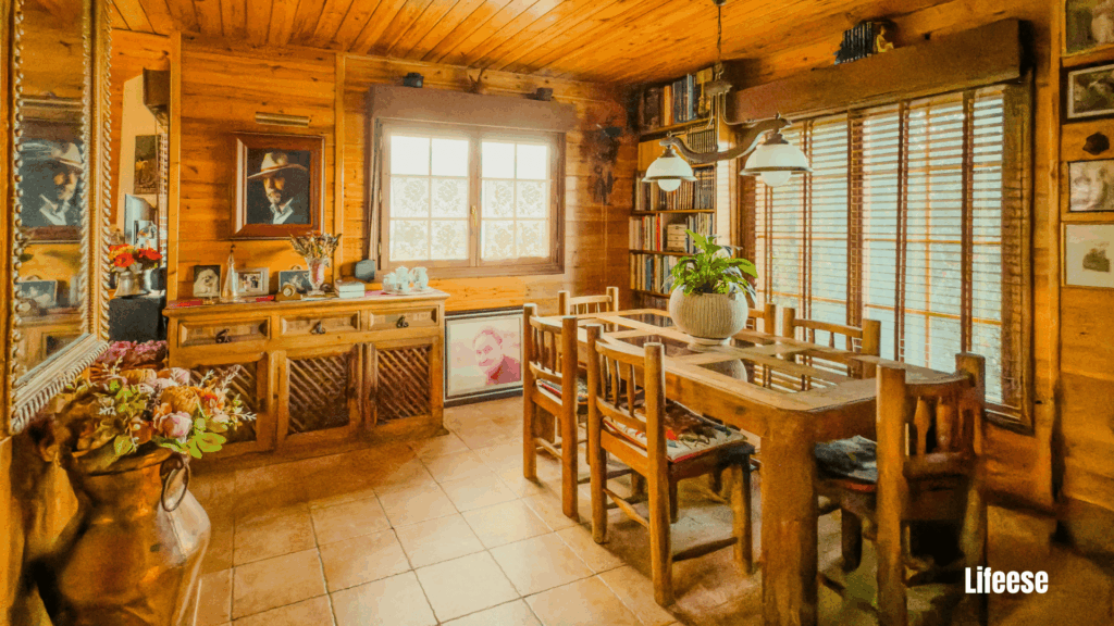 Rustic Farmhouse Dining Room